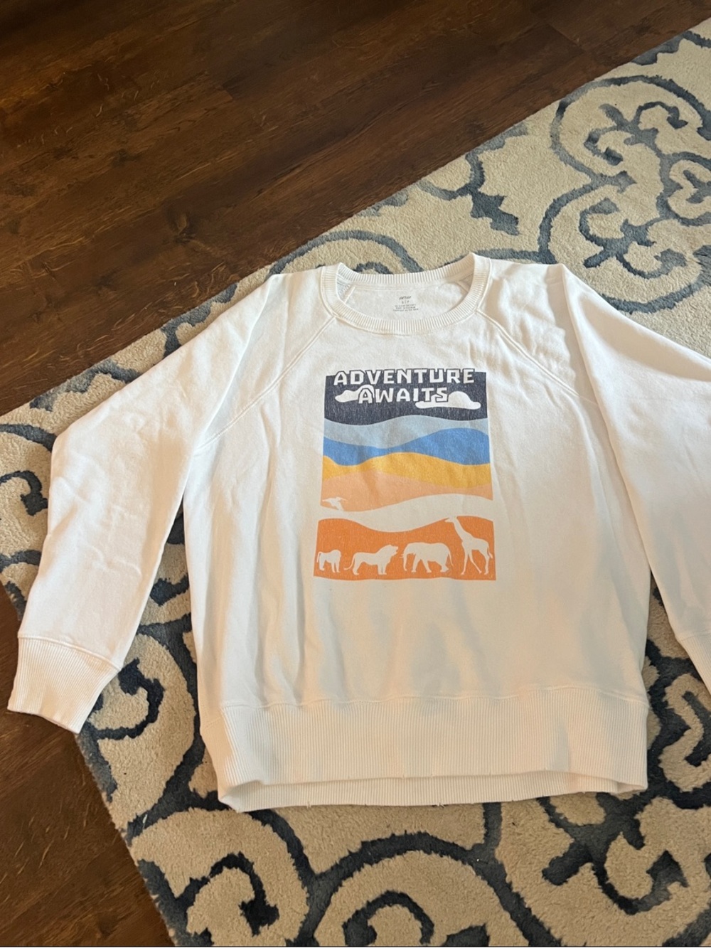 aerie White Crewneck Sweatshirt with Multicolor 'Adventure Awaits' Graphic